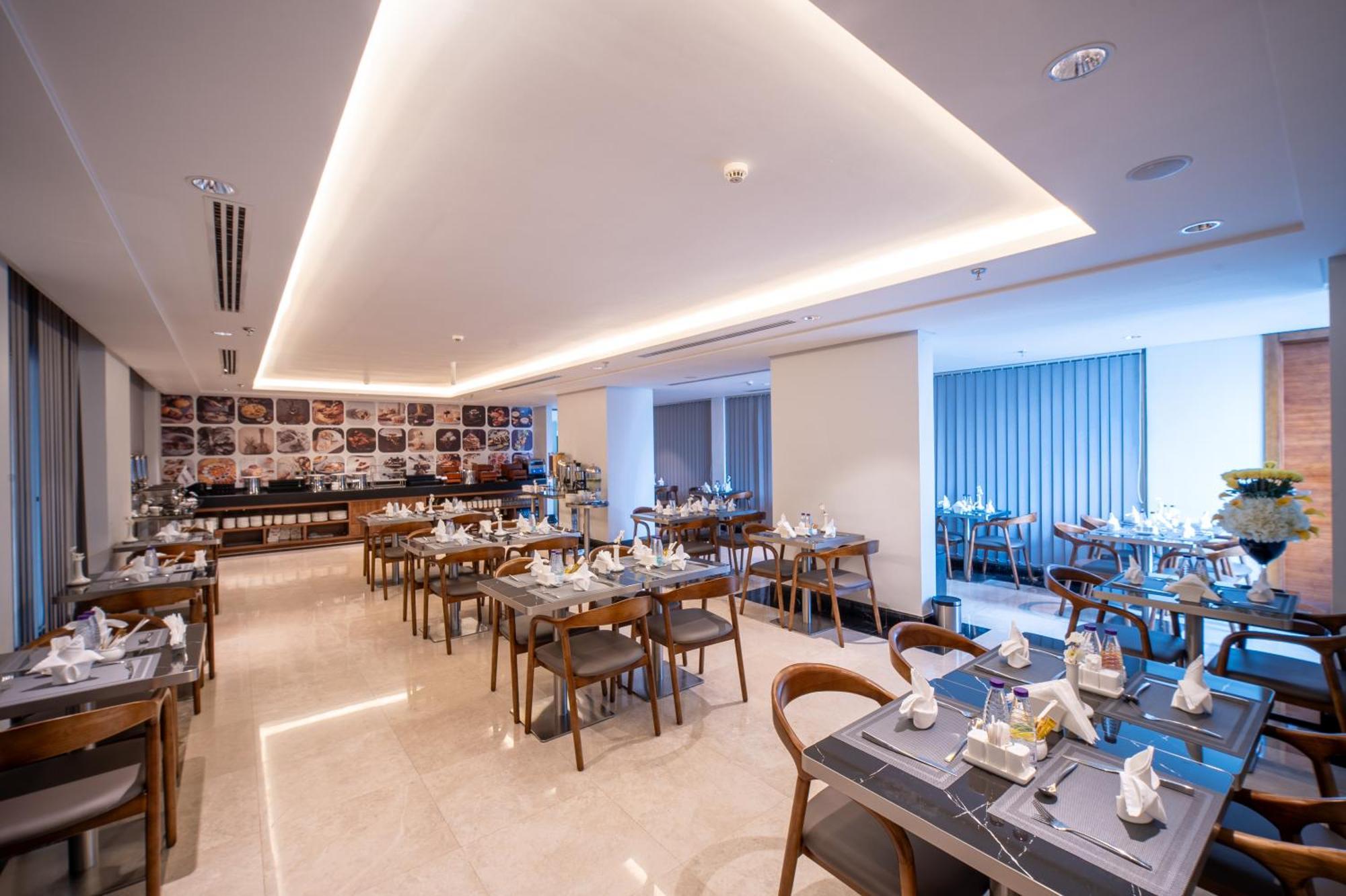 Charli Hotel Jeddah By Ahs Exteriör bild